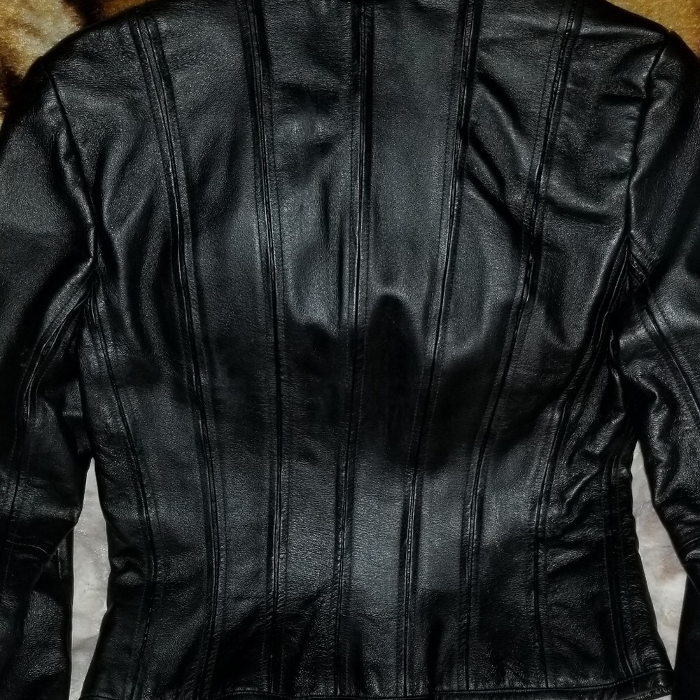 Leather jacket - Picture 4 of 5